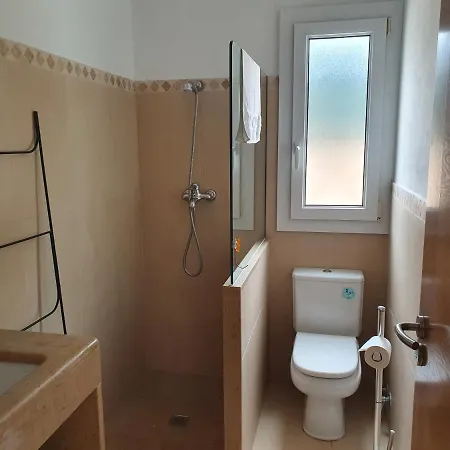 Ficula Nou Beachfront With Private Pool *