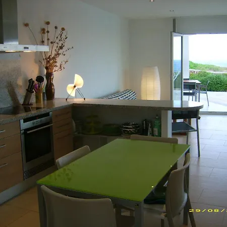 Ficula Nou Beachfront With Private Pool 푼타 그로사