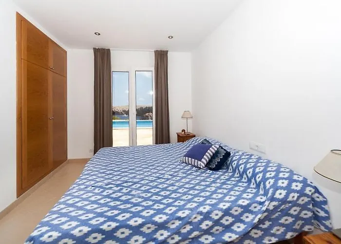 Ficula Nou Beachfront With Private Pool Вилла Пунта-Гросса