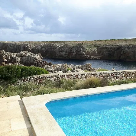 Βίλα Ficula Nou Beachfront With Private Pool *