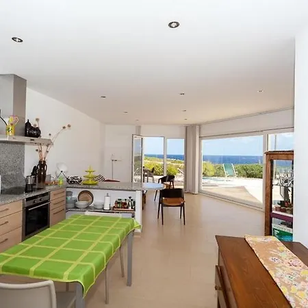 Ficula Nou Beachfront With Private Pool * Punta Grossa