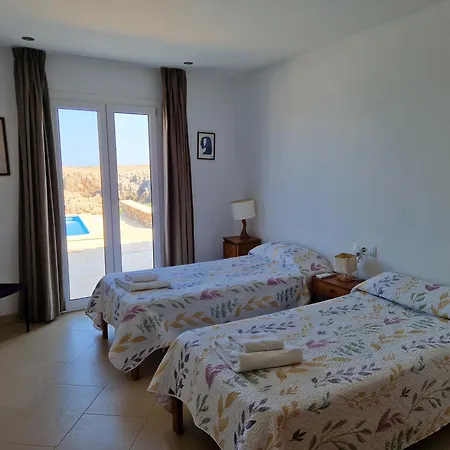 Villa Ficula Nou Beachfront With Private Pool *