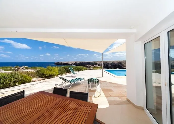 Ficula Nou Beachfront With Private Pool Punta Grossa