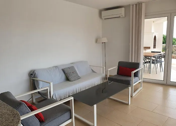 Ficula Nou Beachfront With Private Pool * Punta Grossa