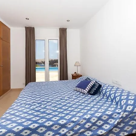 Ficula Nou Beachfront With Private Pool Willa Punta Grossa